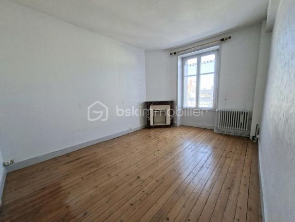 A louer APPARTEMENT DUPLEX T4 75 M2  REZE