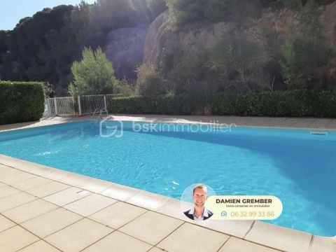 A louer APPARTEMENT DUPLEX T3 51 M2 TERRASSE BORD DE MER SETE