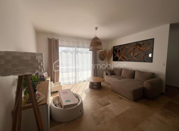 A louer MAISON  4 PIECES 90 M2  SAINT CHRISTOL LES ALES