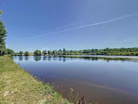 A louer LONGèRE  5 PIECES 140 M2  VILLERS CANIVET