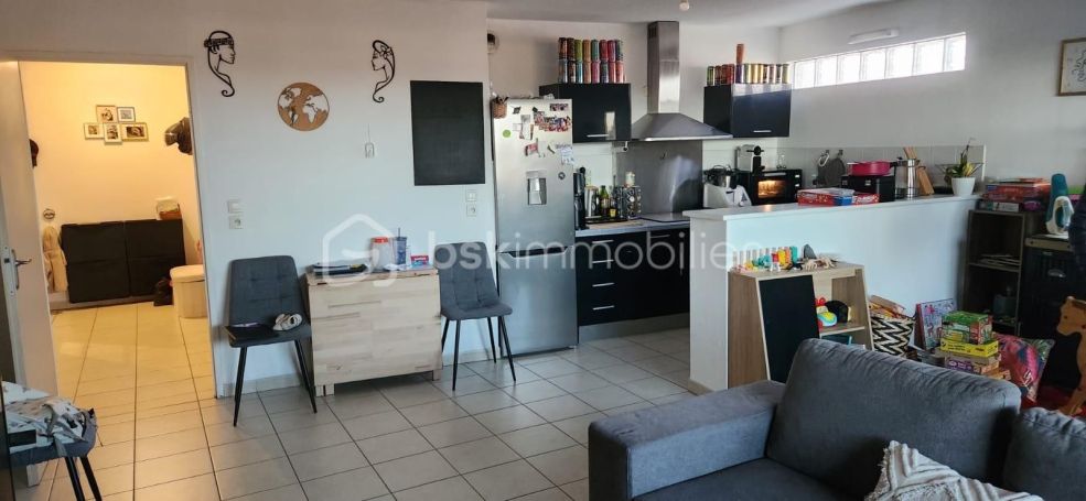 A louer APPARTEMENT T3 71 M2 TERRASSE BORD DE MER TOULON