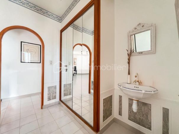 A louer MAISON  6 PIECES 141 M2 BORD DE MER SAINT HILAIRE DE BRETHMAS