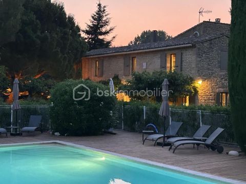 A vendre GîTE  VERS PONT DU GARD