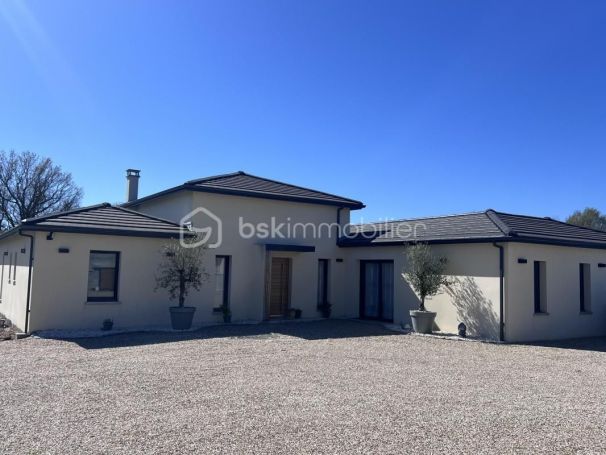 A louer MAISON  CONTEMPORAINE  SAINT SEURIN SUR L ISLE