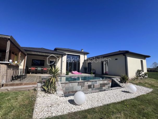 A louer MAISON  CONTEMPORAINE  SAINT SEURIN SUR L ISLE