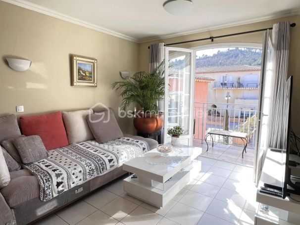 A louer APPARTEMENT T3 52 M2  CALLIAN