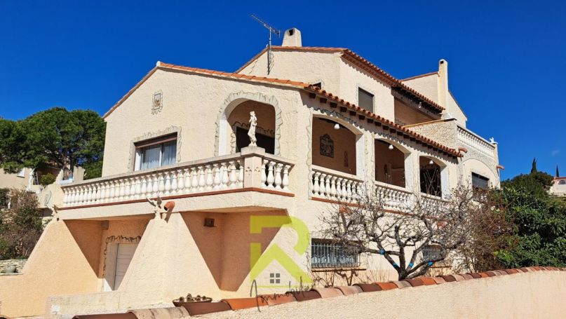 A louer MAISON  8 PIECES 250 M2 BORD DE MER NARBONNE