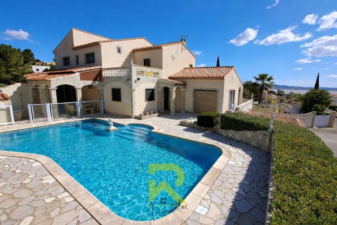 A louer MAISON  8 PIECES 250 M2 BORD DE MER NARBONNE