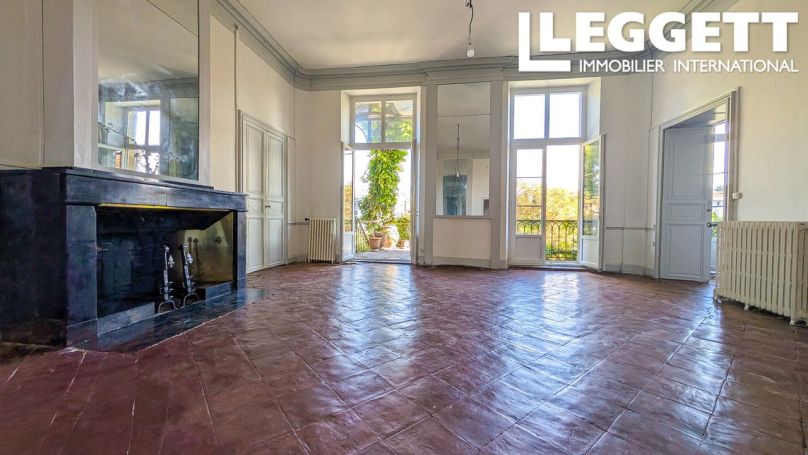 A louer APPARTEMENT T4 170 M2 TERRASSE  LIMOUX