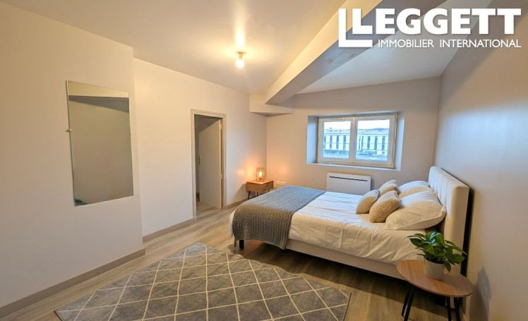 A louer APPARTEMENT T6 172 M2  LIMOUX