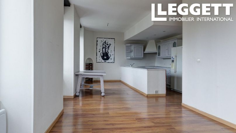 A louer APPARTEMENT T3 71 M2  PAU