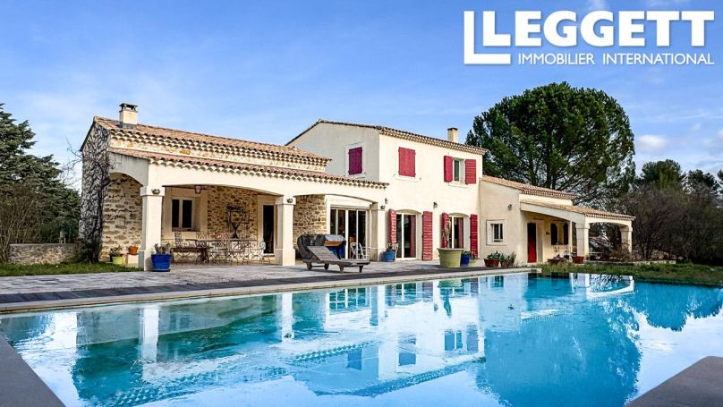 A vendre MAISON  9 PIECES 269 M2  TRETS