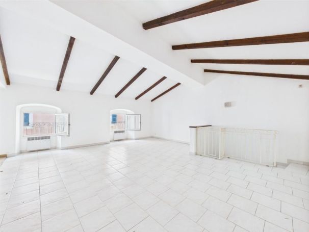 A louer APPARTEMENT DUPLEX DE PRESTIGE T5 107 M2 BORD DE MER AJACCIO