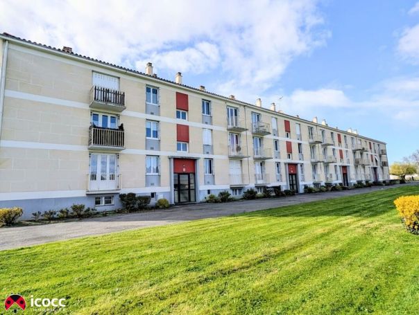 A louer APPARTEMENT T4 58 M2  FONTENAY LE COMTE