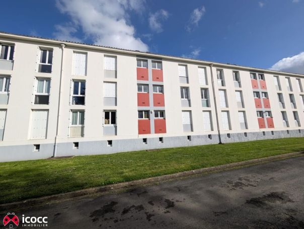 A louer APPARTEMENT T4 58 M2  FONTENAY LE COMTE