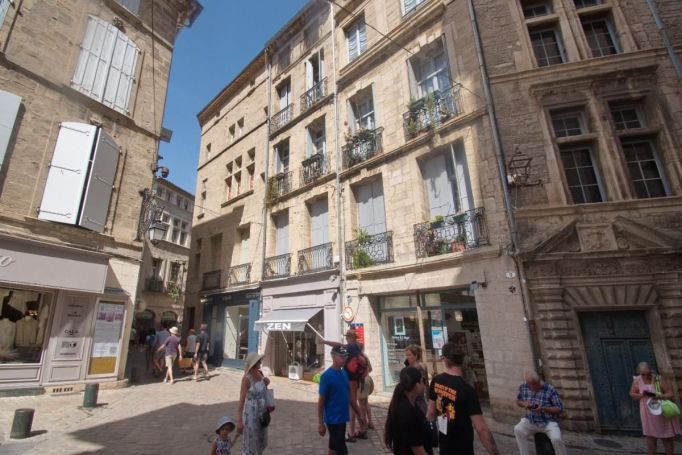A vendre APPARTEMENT T2 52 M2  PEZENAS