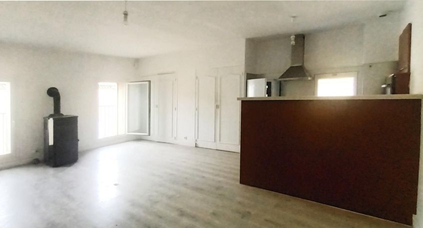 A louer APPARTEMENT T3 73 M2 PEZENAS