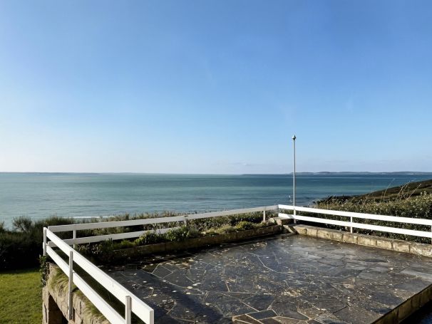 A vendre MAGNIFIQUE Maison 6 PIECES 1560 M&sup2; vue Mer Saint-Nic Pentrez