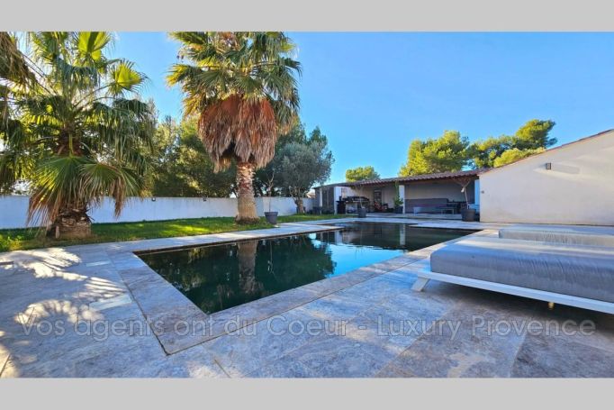 A louer MAISON  DE MAîTRE  SEPTEMES LES VALLONS