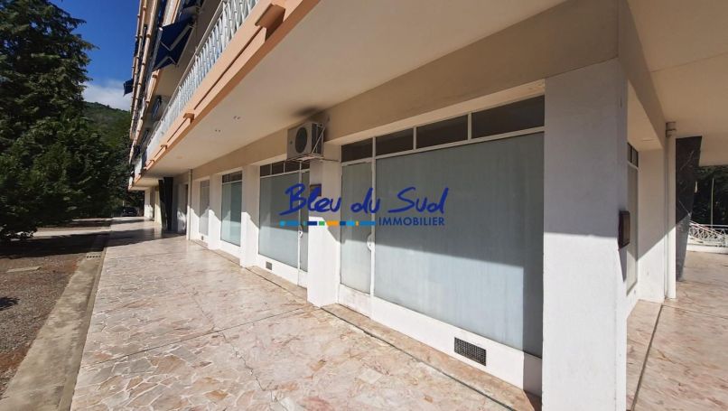 A louer APPARTEMENT T5 100 M2  VERNET LES BAINS