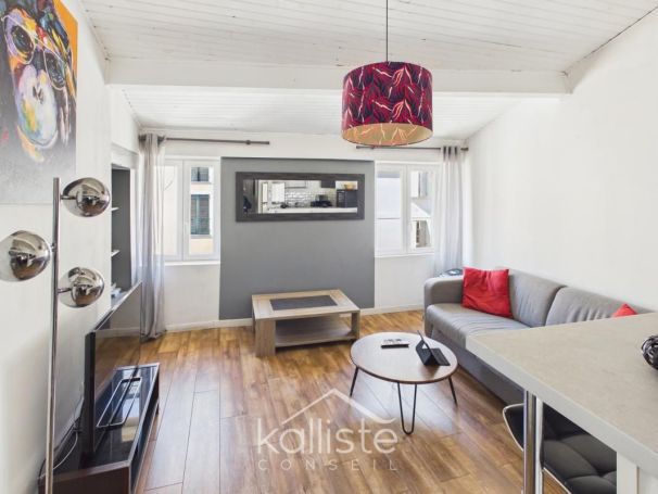 A louer APPARTEMENT T2 30 M2 BORD DE MER AJACCIO