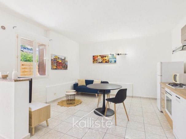 A louer APPARTEMENT T2 32 M2 TERRASSE BORD DE MER AJACCIO