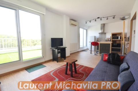 A louer APPARTEMENT T2 43 M2 TERRASSE BORD DE MER LA GRANDE MOTTE