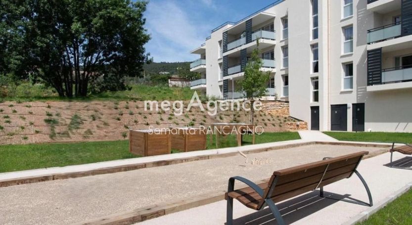 A louer APPARTEMENT T2 43 M2 TERRASSE  DRAGUIGNAN