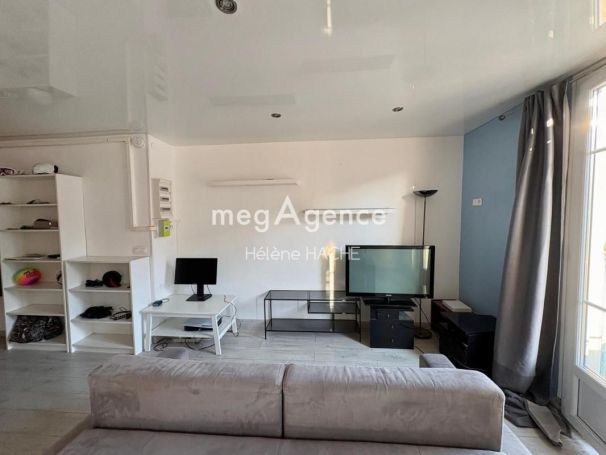 A louer APPARTEMENT T2 46 M2 BORD DE MER NICE