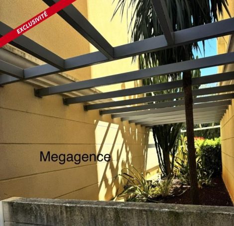 A vendre APPARTEMENT T2 41 M2 TERRASSE BORD DE MER HYERES