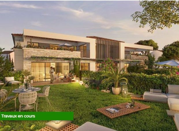 A vendre APPARTEMENT T4 122 M2 TERRASSE VUE MER SIX FOURS LES PLAGES