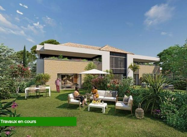 A vendre APPARTEMENT T4 122 M2 TERRASSE VUE MER SIX FOURS LES PLAGES