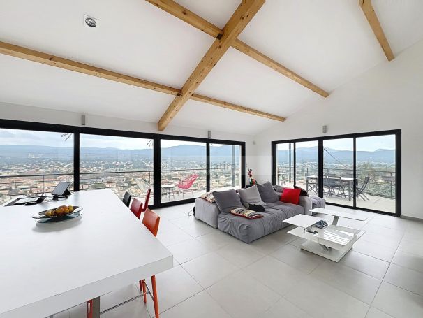 A louer MAISON CONTEMPORAINE LE BEAUSSET