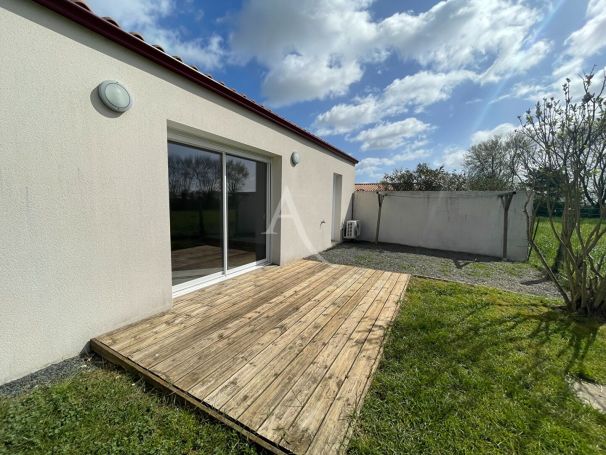 A vendre MAISON  3 PIECES 88 M2  LE BERNARD