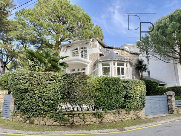 A louer MAISON  DE MAîTRE BORD DE MER LA BAULE ESCOUBLAC