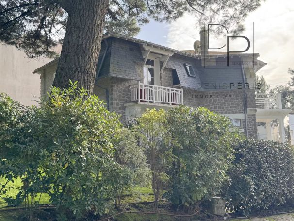 A louer MAISON  DE MAîTRE BORD DE MER LA BAULE ESCOUBLAC