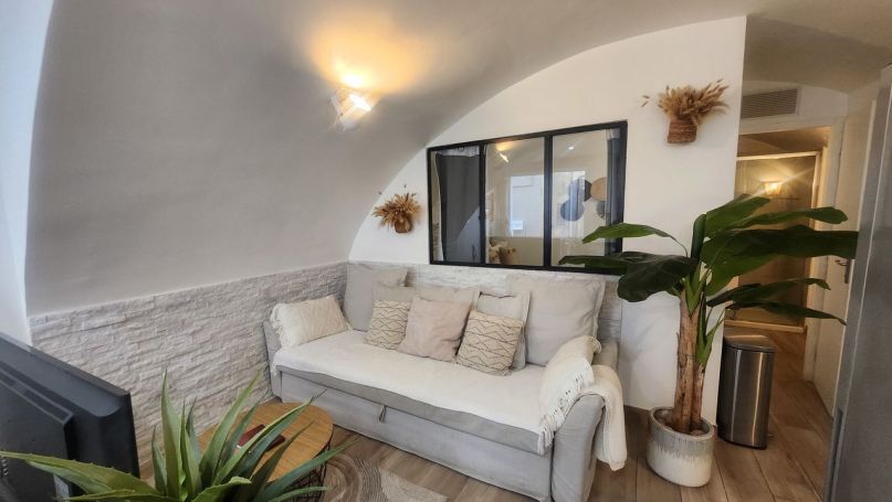 A louer APPARTEMENT T2 29 M2 BORD DE MER LA CIOTAT