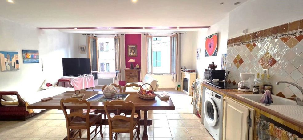 A louer APPARTEMENT T2 53 M2 SIGNES