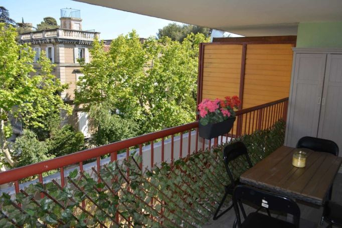 A louer APPARTEMENT T3 66 M2  MARSEILLE 13EME