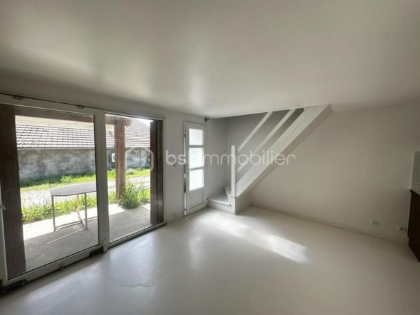 A louer APPARTEMENT T2 33 M2 TERRASSE  CASTETS