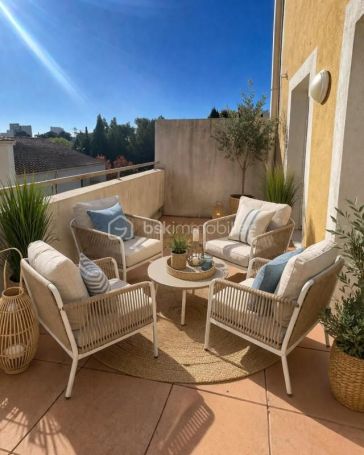 A louer APPARTEMENT DUPLEX T3 46 M2 TERRASSE BORD DE MER MARTIGUES