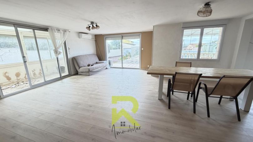 A louer MAISON  6 PIECES 160 M2 BORD DE MER MARSEILLAN