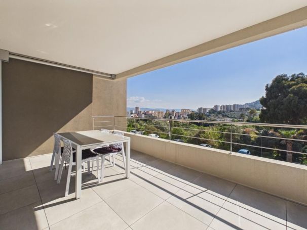 A vendre APPARTEMENT T2 36 M2 TERRASSE BORD DE MER AJACCIO