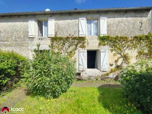 A louer MAISON  DE MAîTRE  SAINTE GEMME LA PLAINE
