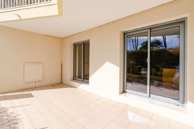 A louer APPARTEMENT T4 75 M2 BORD DE MER NARBONNE