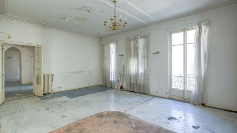 A louer APPARTEMENT T6 126 M2 BORD DE MER NICE