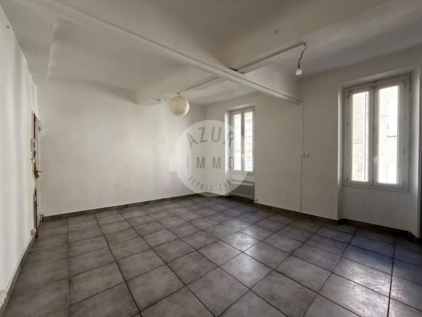 A louer APPARTEMENT T3 62 M2  ROQUEVAIRE