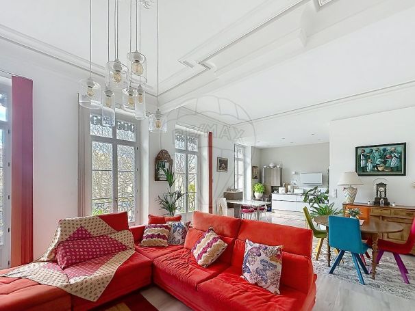 A louer APPARTEMENT DE PRESTIGE T5 155 M2  NIMES