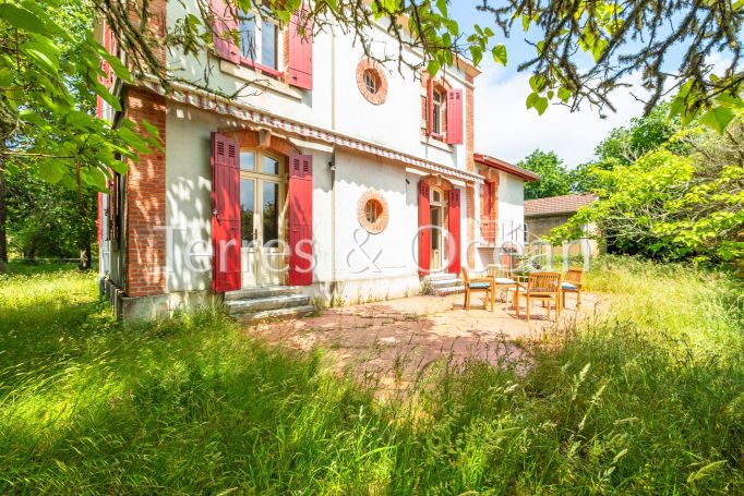 A louer MAISON  DE MAîTRE BORD DE MER MESSANGES