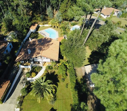 A louer MAISON  7 PIECES 220 M2  SOORTS HOSSEGOR Centre-ville - lac - fôret